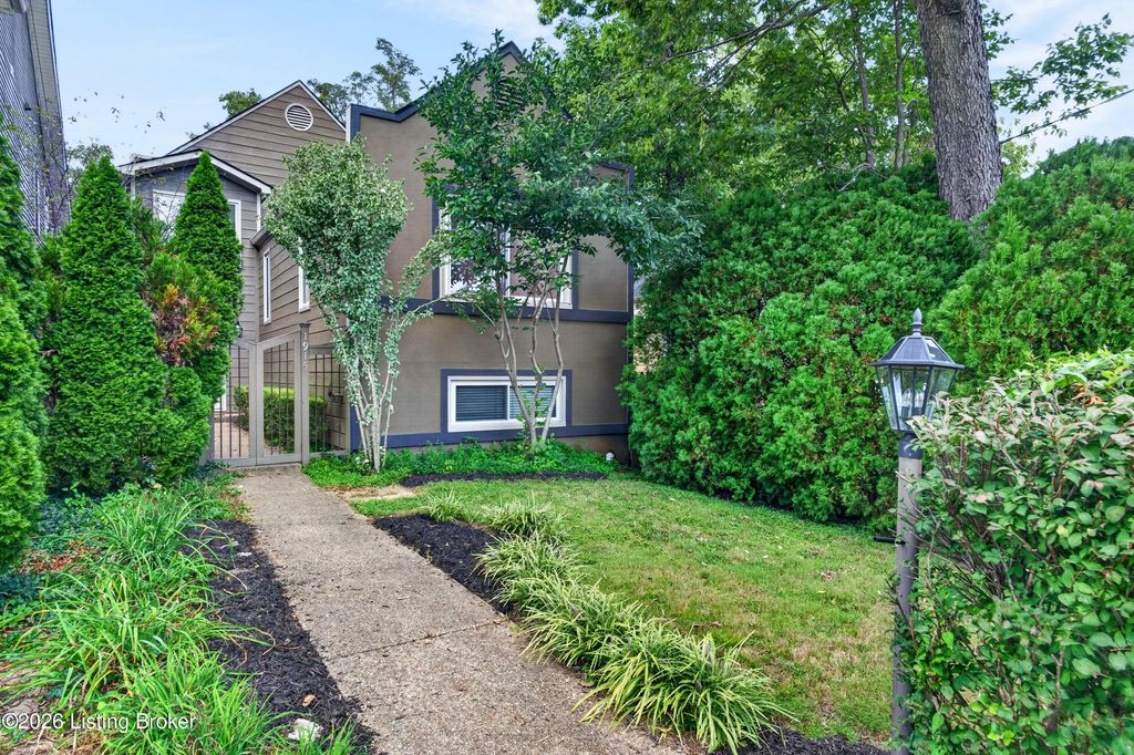 1915 Overlook Terrace, Louisville