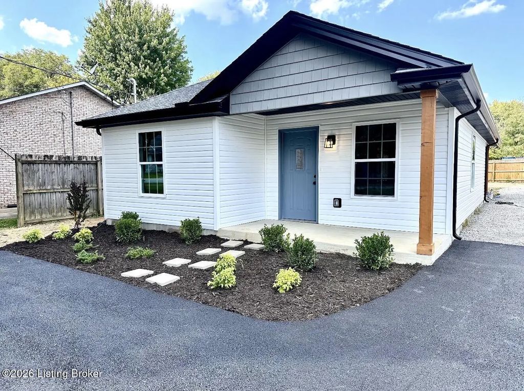 2205 Parkwood Rd, Louisville