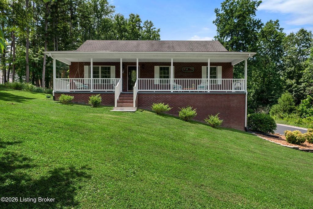 61 Mohegan Mound, Lucas