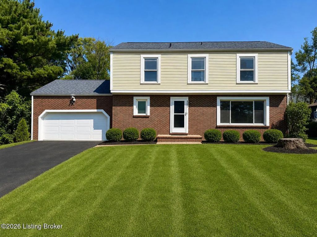 8201 Huntsman Trl, Louisville