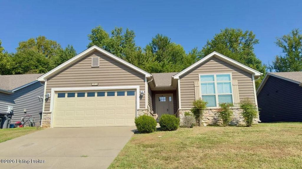 3913 Lotus, Jeffersonville