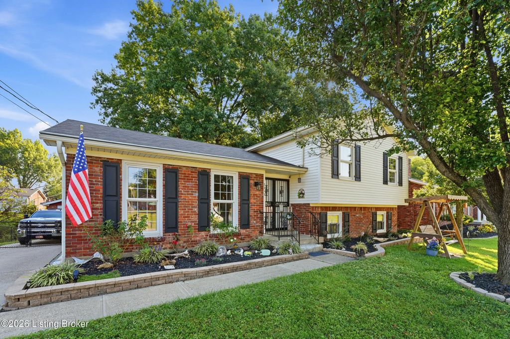 2313 Steeplechase Dr, Louisville