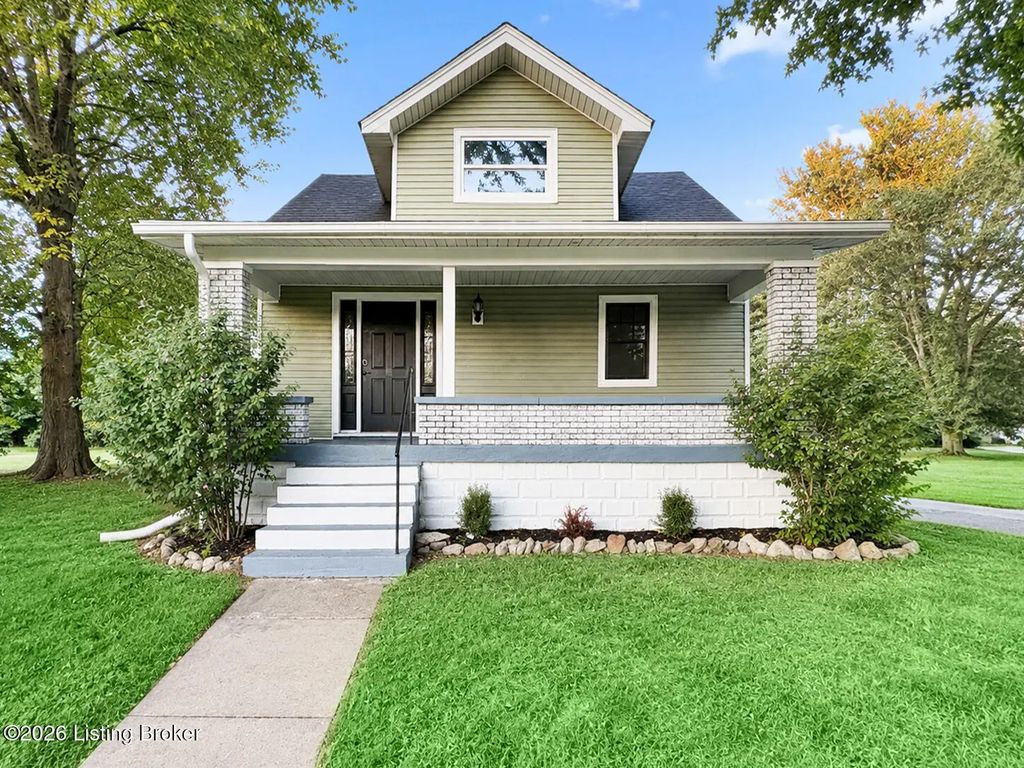 2505 Lower Hunters Trace, Louisville