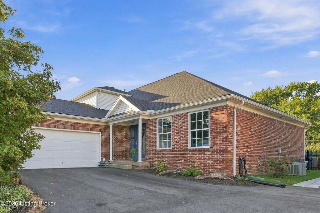 1702 Victory Ct, Prospect