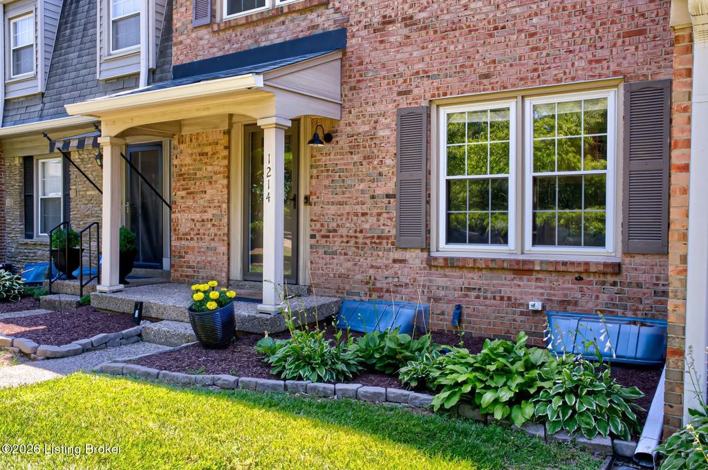1214 Inverary Ct, Louisville