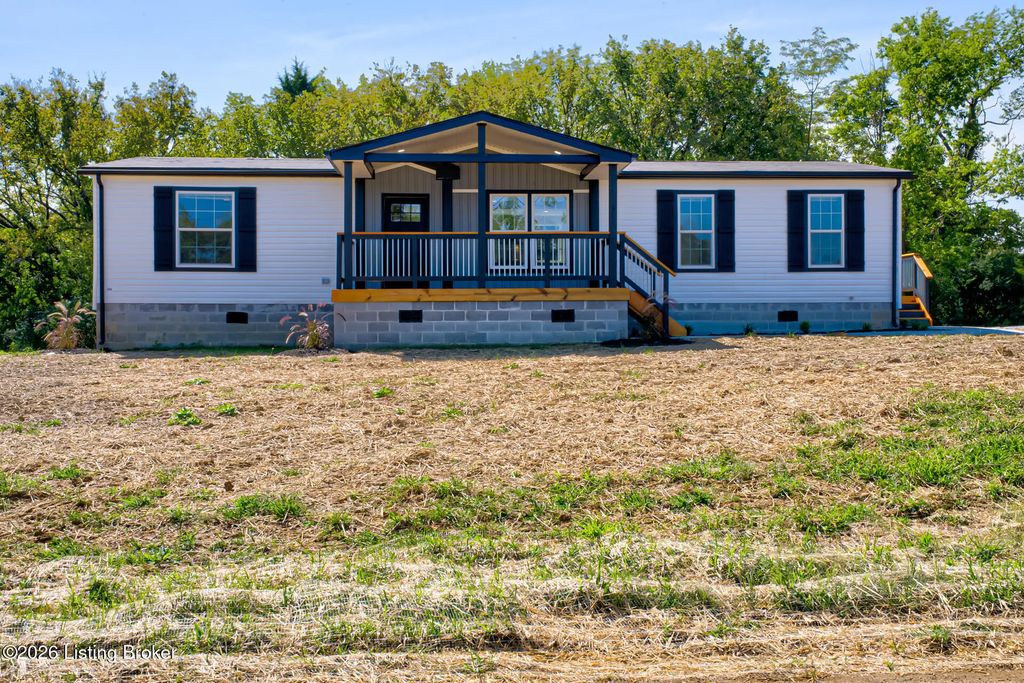 309 Lear Ln, Bedford