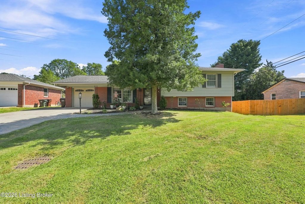 705 Dorsey Way, Louisville