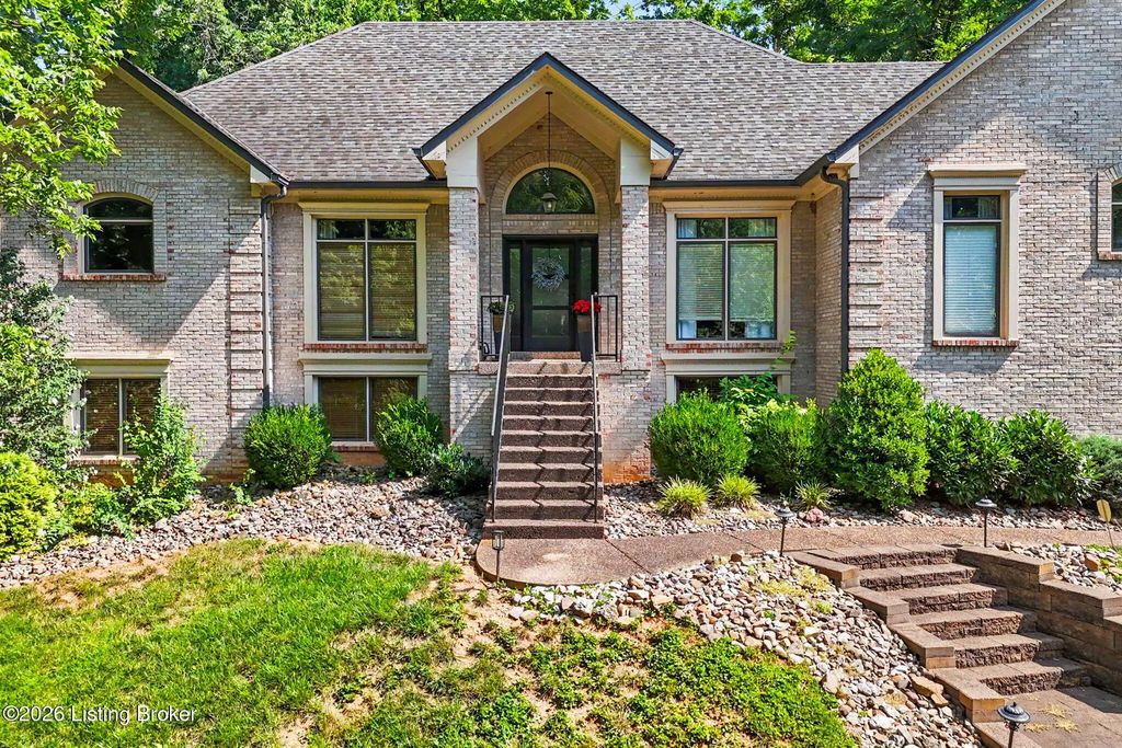 2811 Alta Vista Ct, Louisville