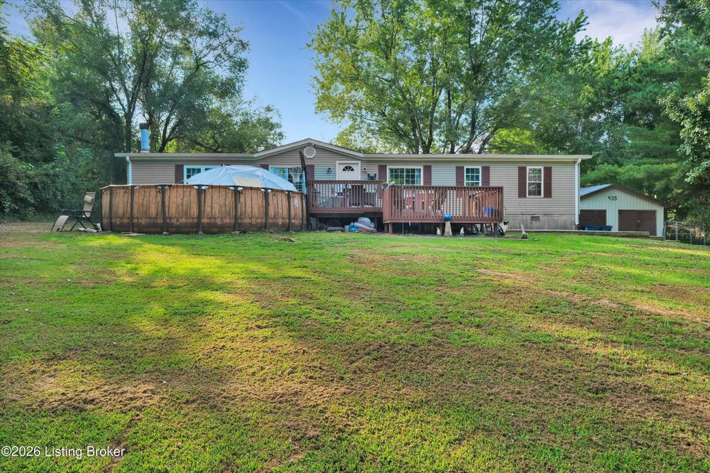 435 Thompson Ln, Vine Grove