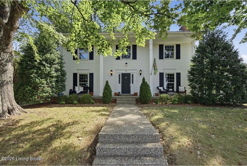 911 Thorpe Dr, Douglass Hills