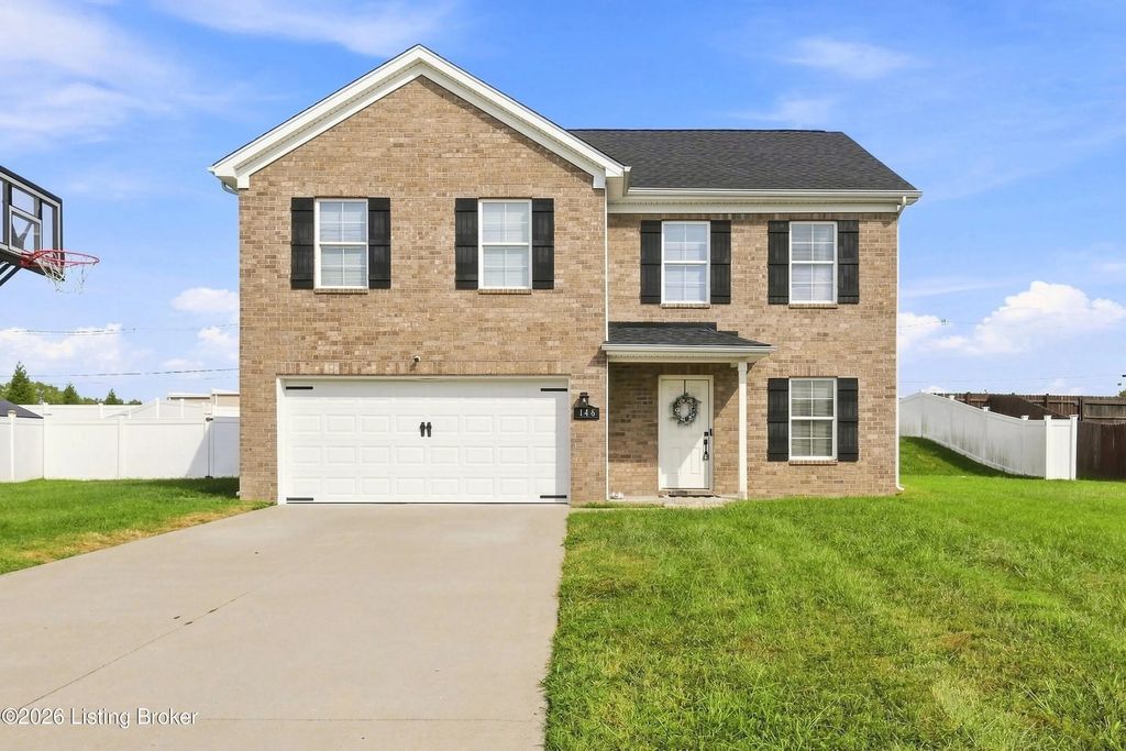 146 Spring Lake Ln, Louisville