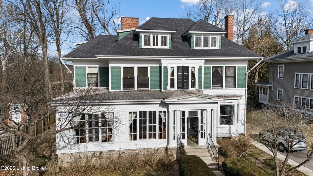 514 Wapping St, Frankfort
