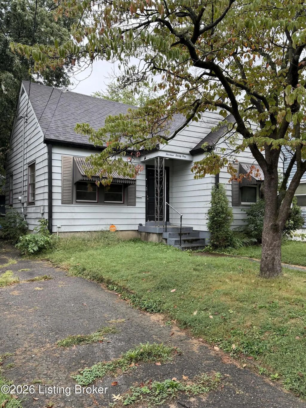 1421 Phyllis Ave, Louisville