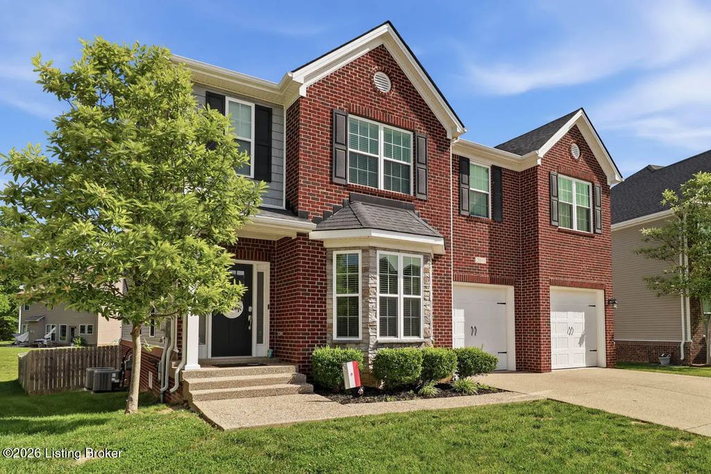 2011 Carabiner Way, Louisville
