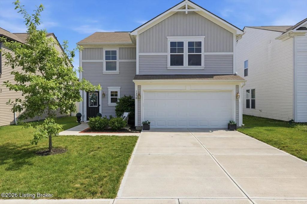 1370 Delacorte Cir, Shelbyville