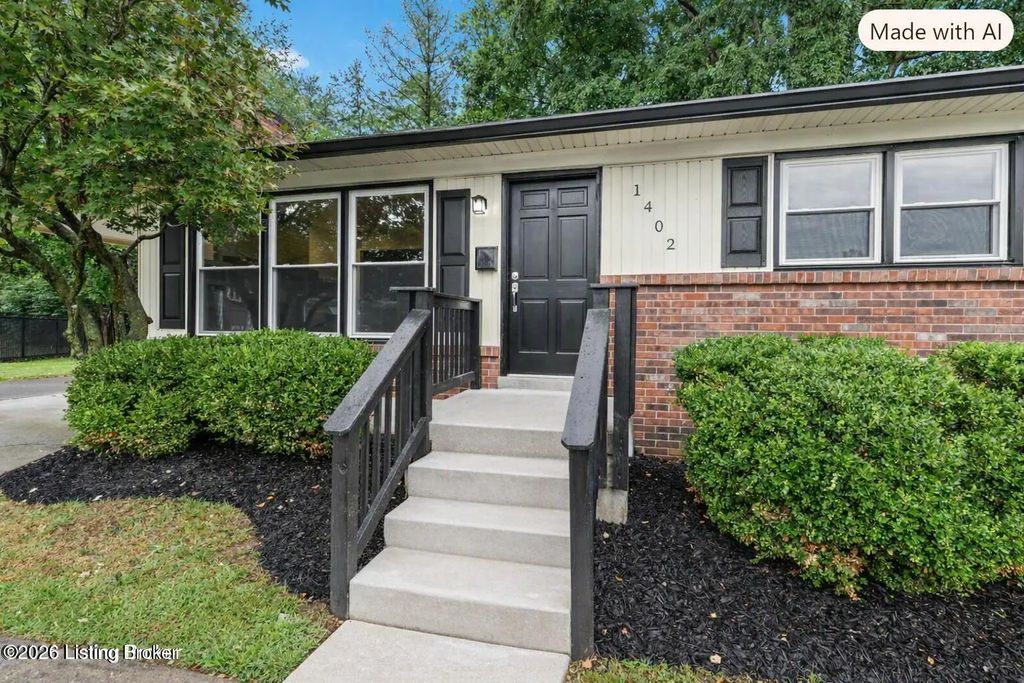 1402 Cloverhills Dr, Louisville