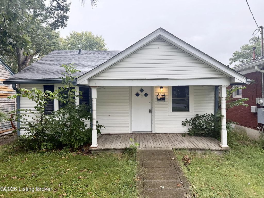 3713 Center St, Louisville