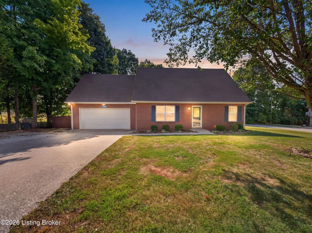 200 Scarlet Ave, Radcliff