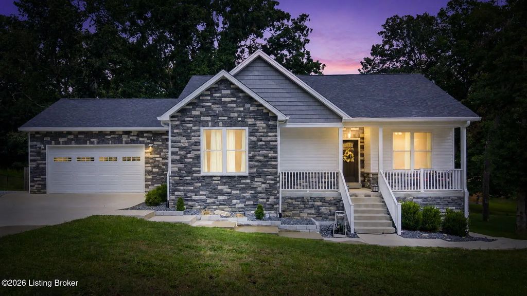 611 Lakeshore Pkwy, Brandenburg