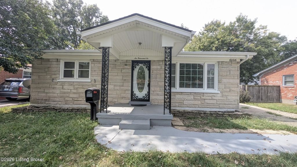 6006 Catheen Way, Louisville