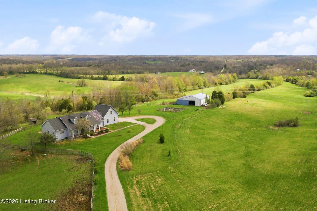 2942 N Pendleton Rd, Pendleton