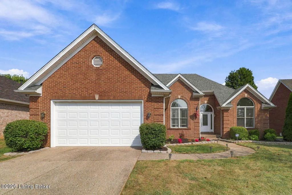 3917 Rock Bay Dr, Louisville