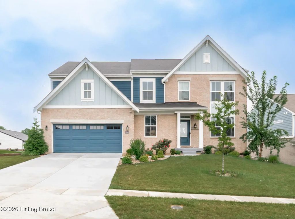 15803 Stonehouse Ct, Louisville