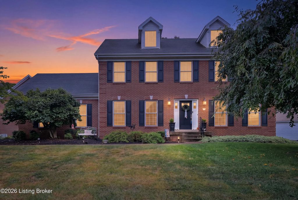 4534 Cherry Forest Cir, Louisville