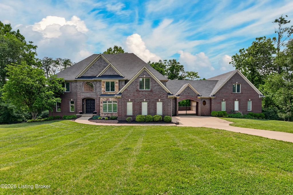 12307 Ridgeview Dr, Goshen