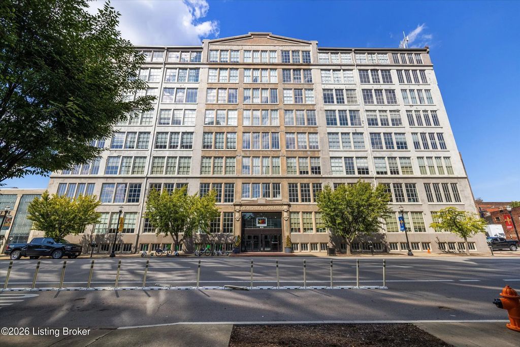 815 W Market St 605, Louisville