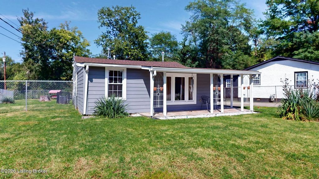 4618 E Overbrook Dr, Louisville