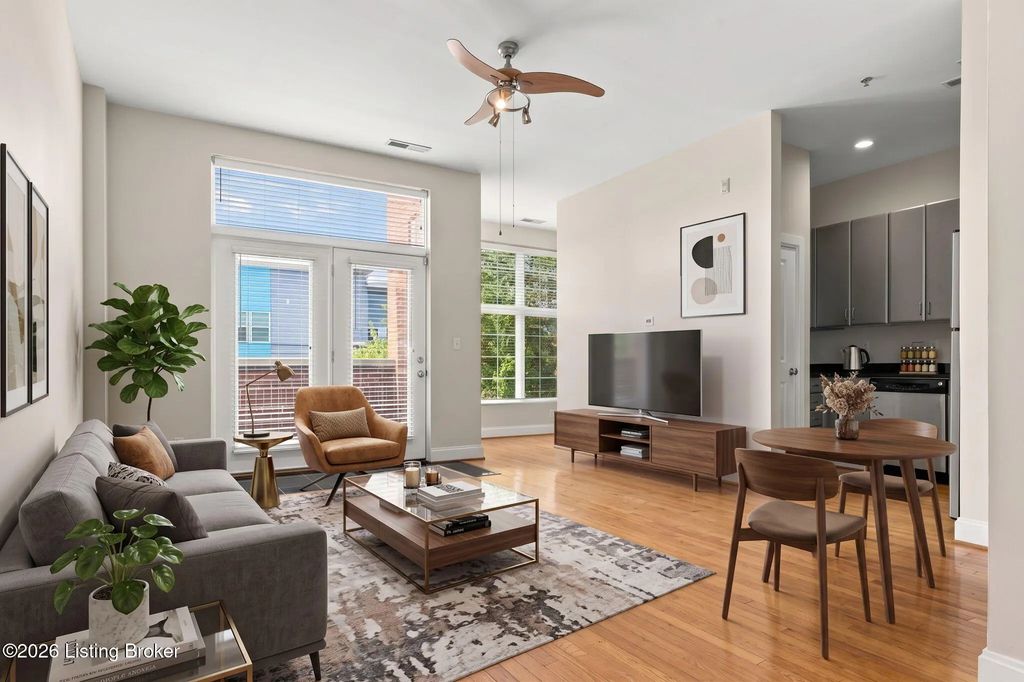 2011 Frankfort Ave 303, Louisville
