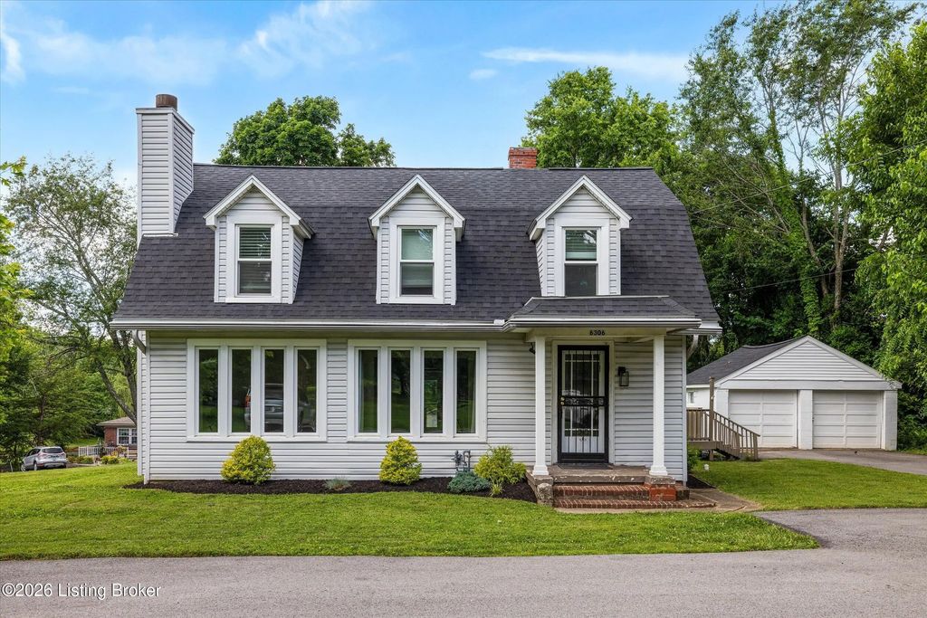 6306 S Watterson Trail, Louisville