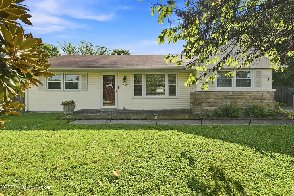 9227 Omar Khayyam Blvd, Louisville