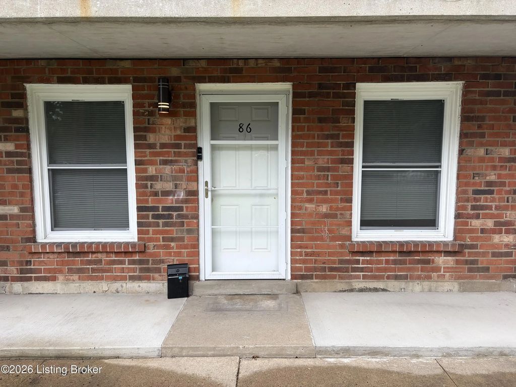 4501 S 6th St Apt 86, Louisville