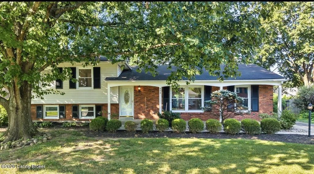 808 Foxwood Ave, Louisville