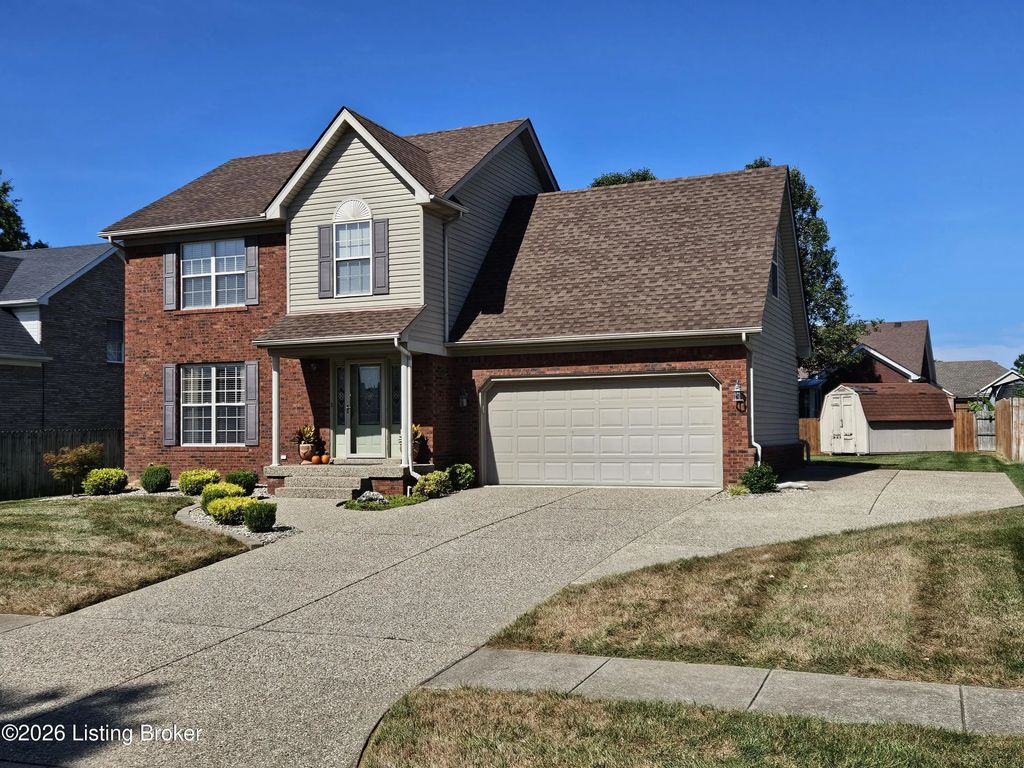 6407 Autumn Oak Way, Louisville