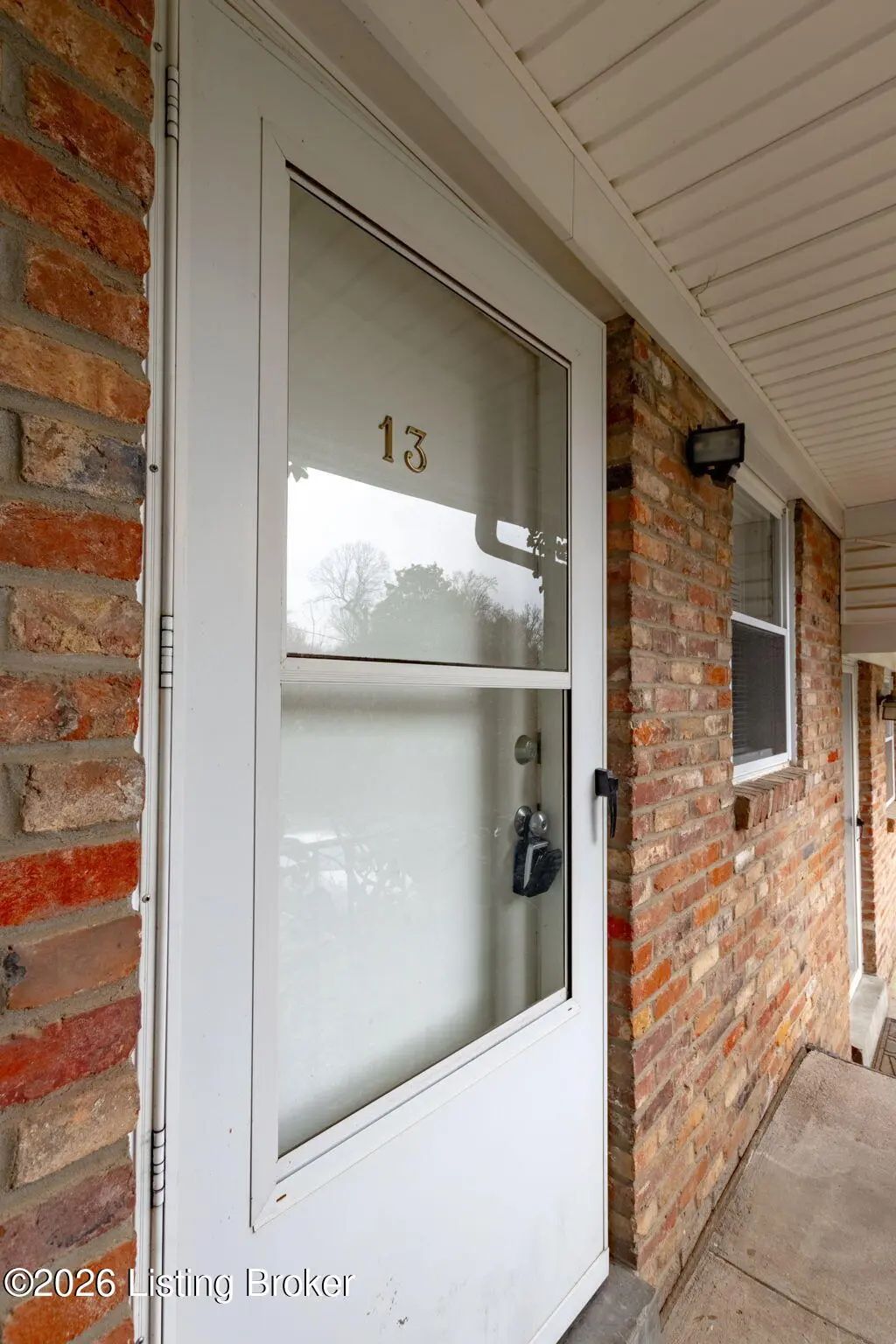 198 Crescent Ave Apt 13, Louisville