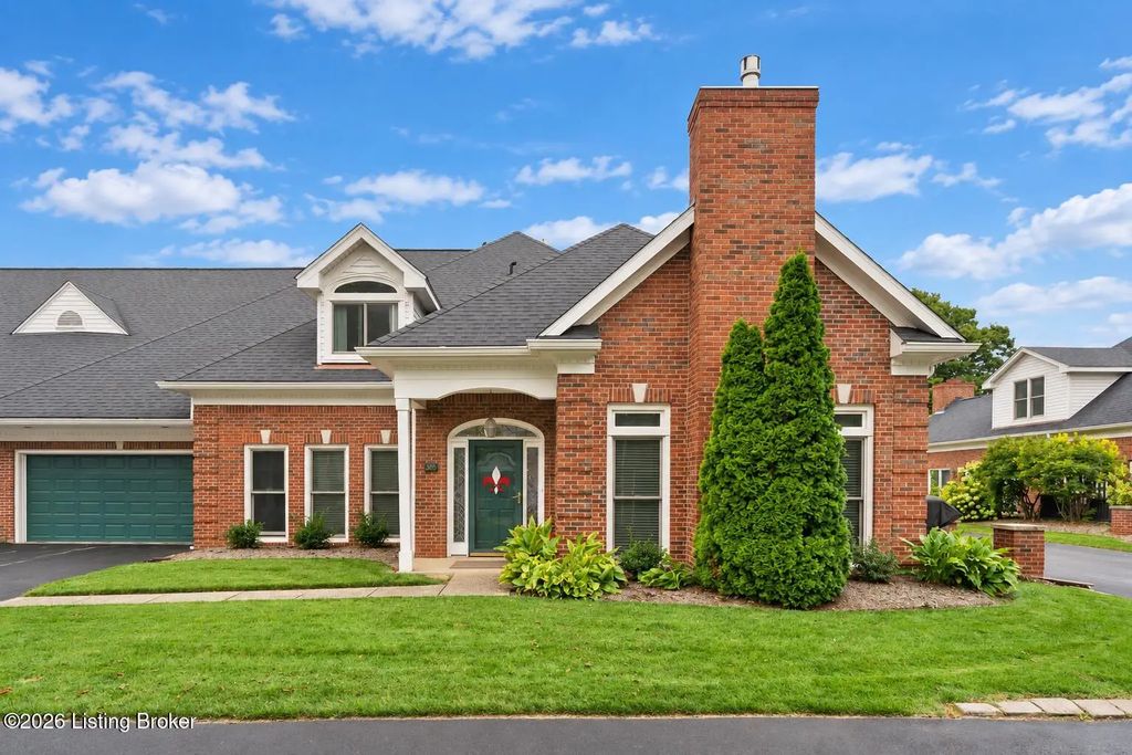 305 Westgate Terrace Ct, Louisville