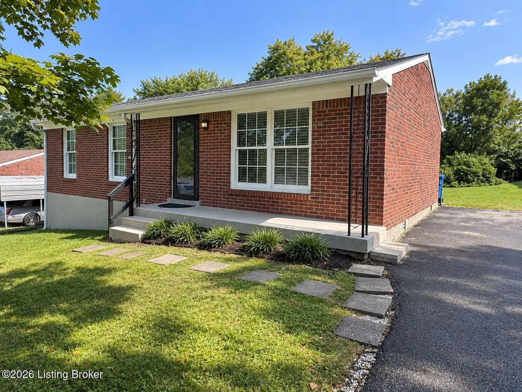 4317 Timothy Way, Crestwood