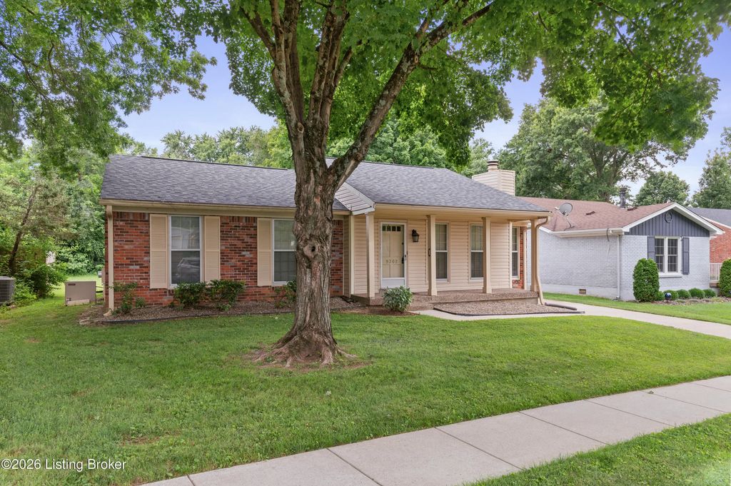 9302 Marse Henry Dr, Jeffersontown