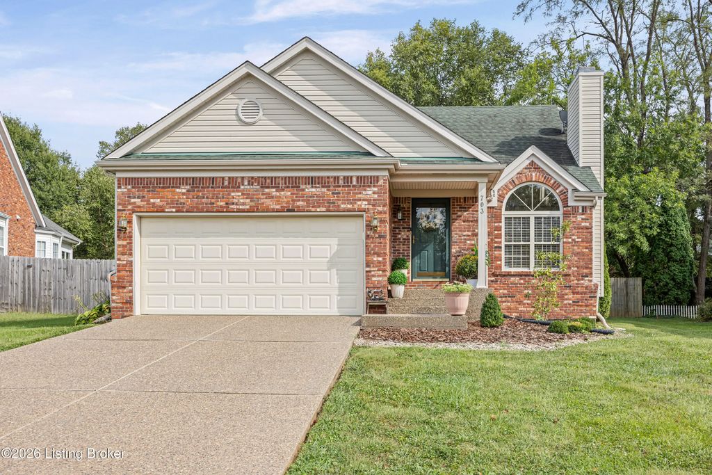703 Eastgate Village Pl, Louisville