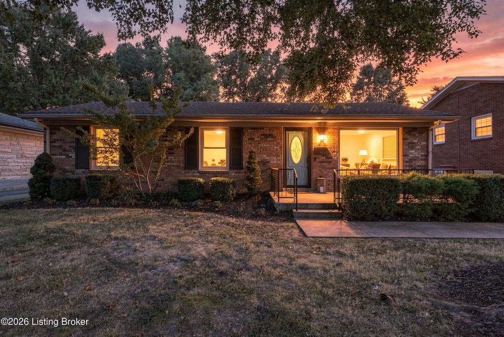 1046 Runell Rd, Louisville
