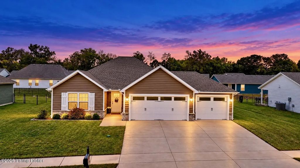 8015 Palermo Trail, Sellersburg
