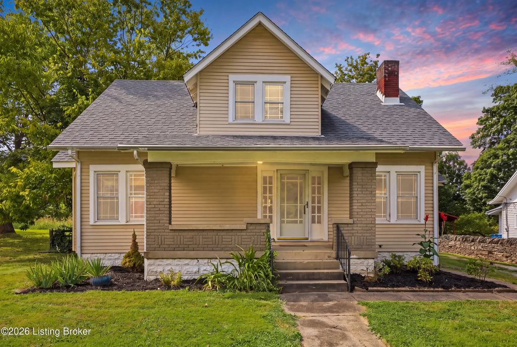 108 1st St, Simpsonville