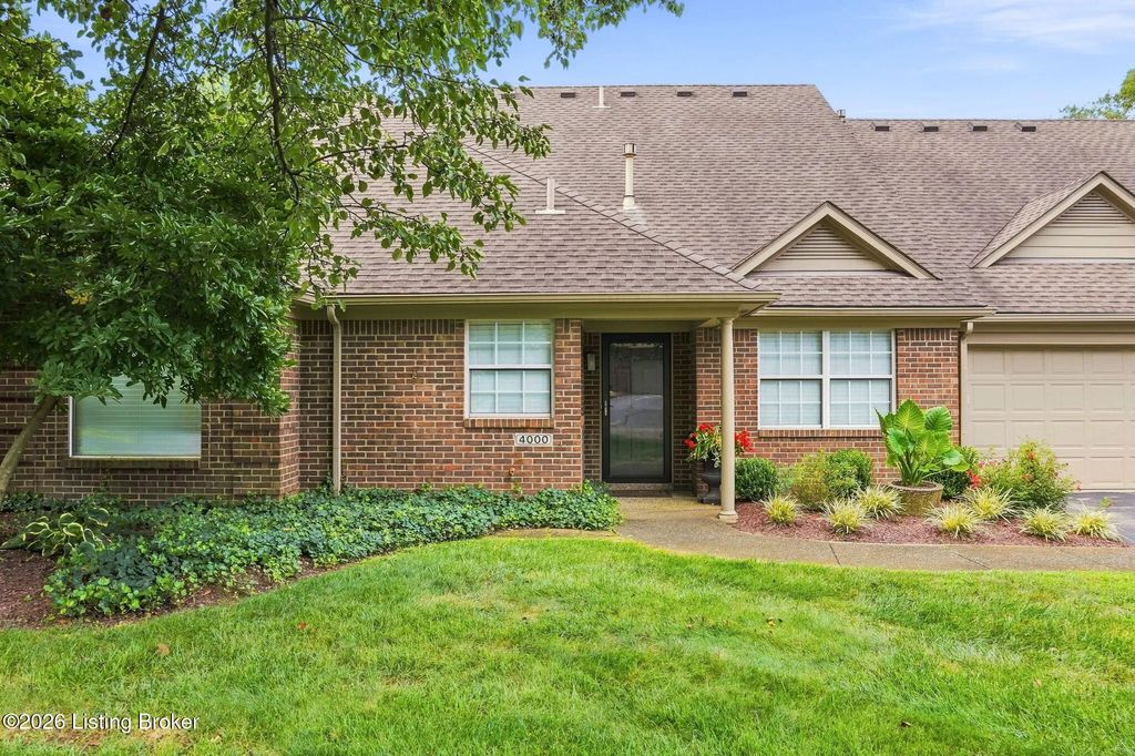 4000 Hawkesbury Ct, Louisville