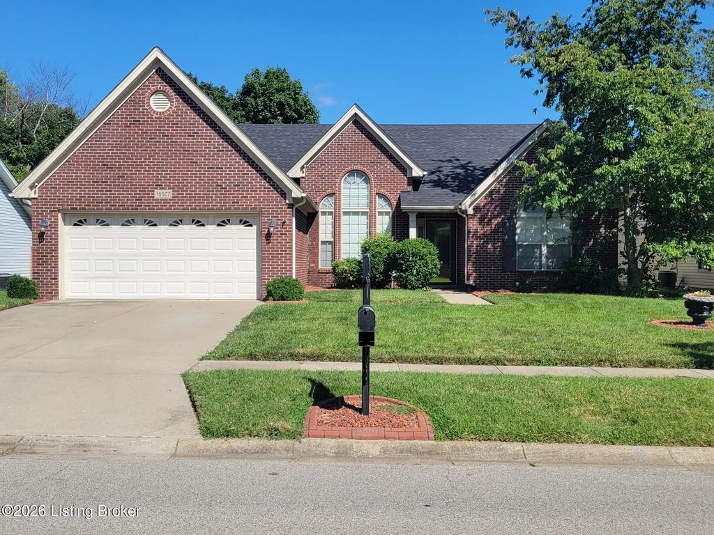 10507 Waycross Ave, Louisville
