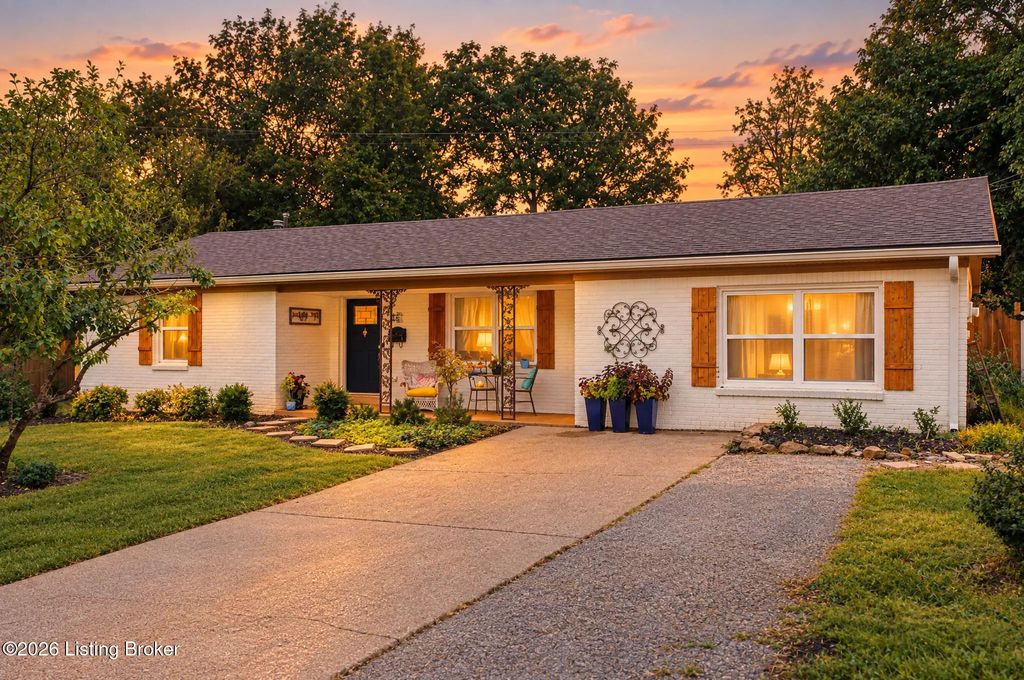 1414 South Dr, Shelbyville