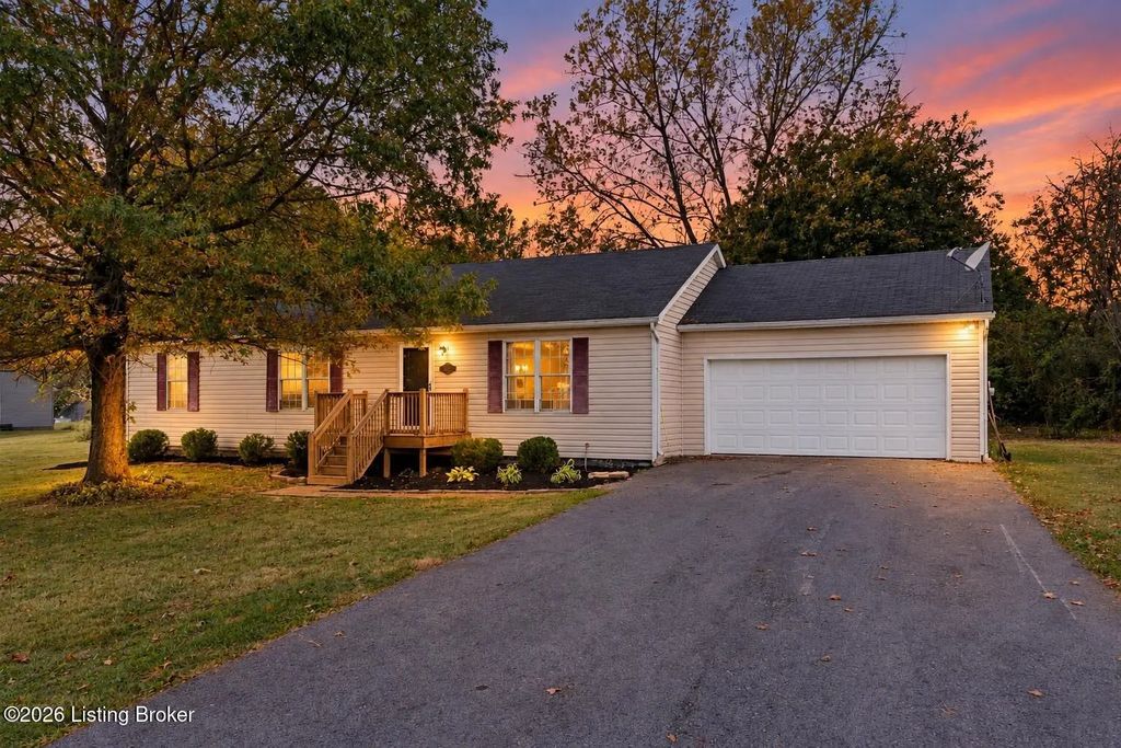1425 Dawkins Rd, La Grange