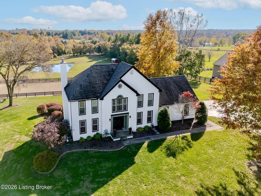 2112 Blakemore Ln, La Grange